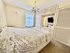 Photo 1- click for photo gallery